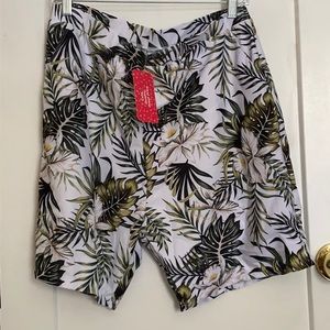 Men’s swim trunks
